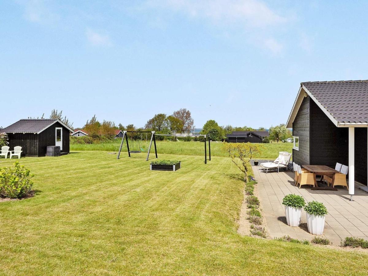 7 Person Holiday Home In Nordborg Luaran gambar