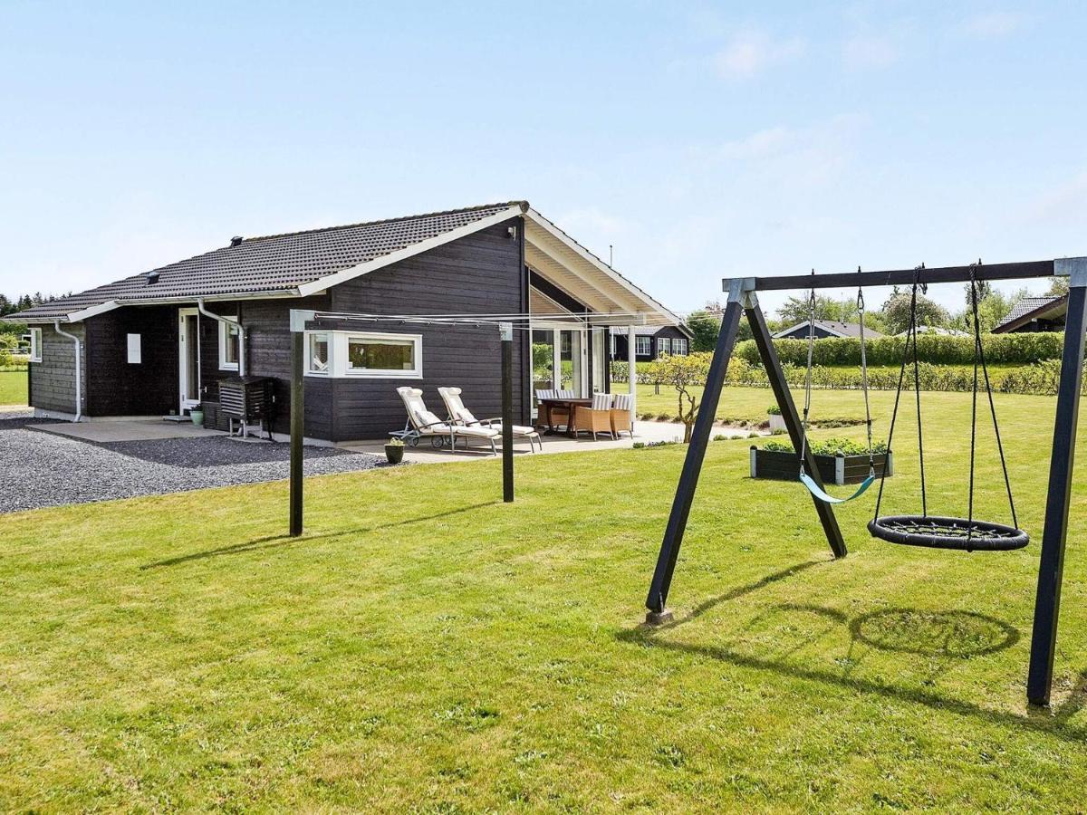 7 Person Holiday Home In Nordborg Luaran gambar